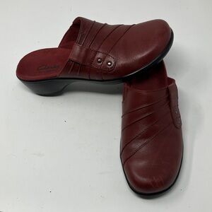 Clarks Burgundy Leather Slip-on Clogs Mules Size 6M Style 39368